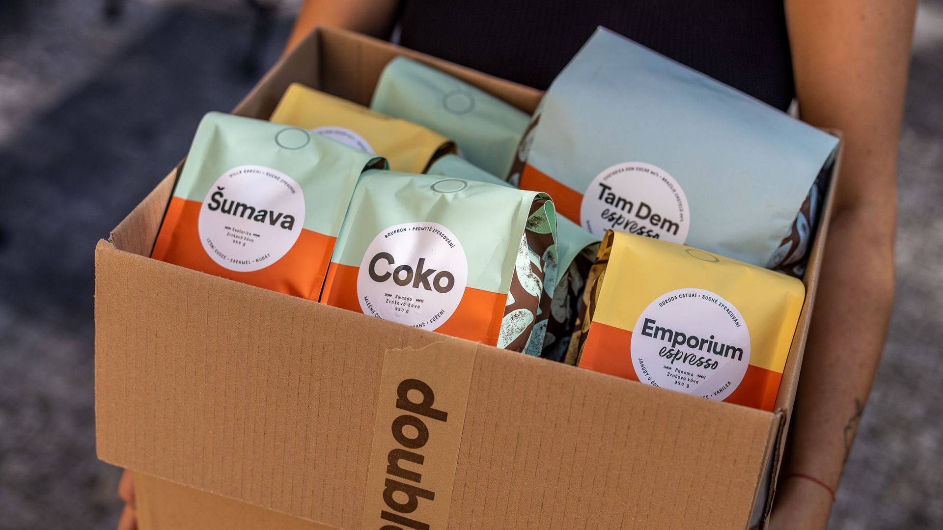 Doubleshot Kaffee Karton mit Kaffeebeuteln