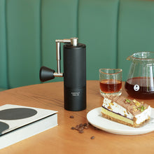Load image into Gallery viewer, Timemore Chestnut C3 ESP Pro Kaffeemühle mit Timemore Glass Server