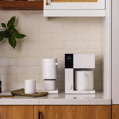 Fellow Aiden Precision Coffee Maker Kaffeemaschine Matt-Weiß 1,5 l, mit Fellow Opus weiß