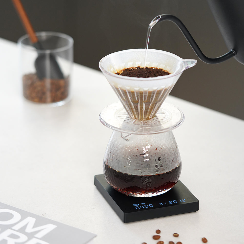 Timemore Black Mirror Mini Digitale Waage mit Flow-Rate und USB-C + Baristakurs