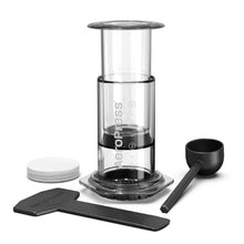 AeroPress Coffee Maker Clear Kaffeebereiter, inkl. 100 Filtern - B-Ware (neu, unbenutzt)