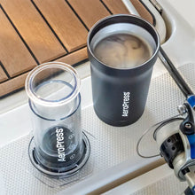 Laden Sie das Bild in den Galerie-Viewer, AeroPress Go Plus Travel System Black