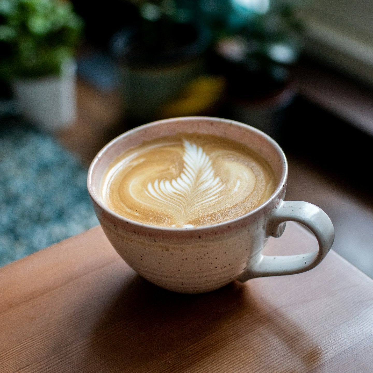 Cafe_Creme_Schuemli_Flat_White