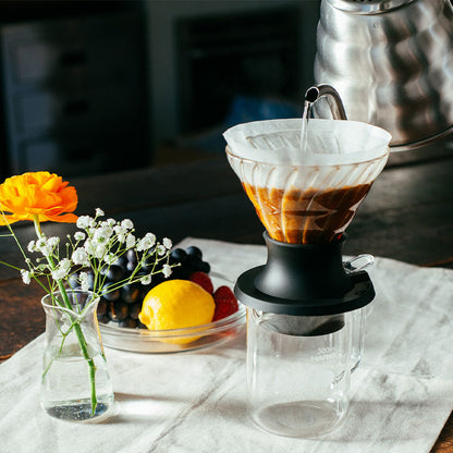 Hario V60 Switch Immersion Coffee Dripper schwarz 02