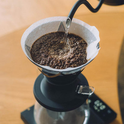 Hario V60 Handfilter Mugen x Switch Dripper Größe 02, schwarz