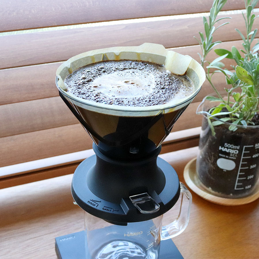 Hario V60 Handfilter Mugen x Switch Dripper Größe 02, schwarz