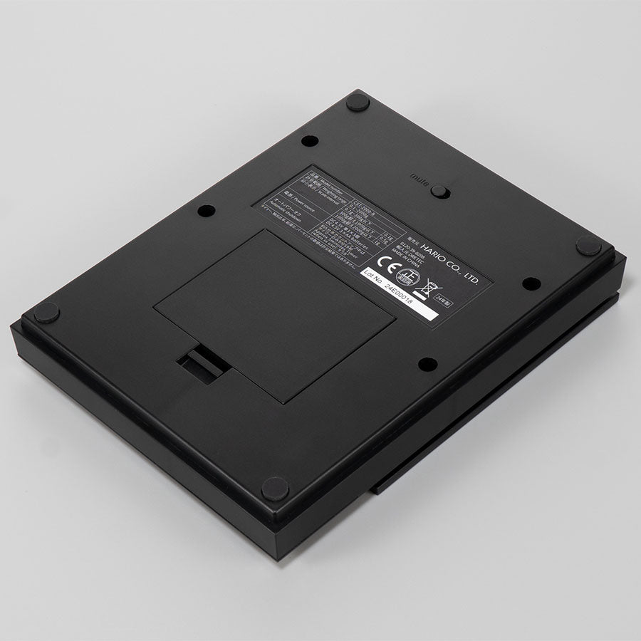 Hario Waage Polaris Coffee Scale mit Timer und Ratio-Anzeige, Unterseite der Waage