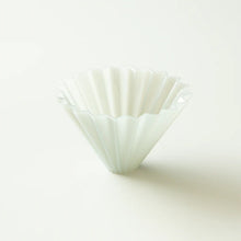 Load image into Gallery viewer, Origami Handfilter Dripper Air M Matt Grey