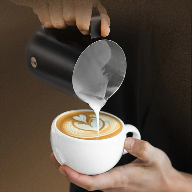 Timemore Rosetta Milk Pitcher 700 ml – Profi Milchkännchen für Latte Art
