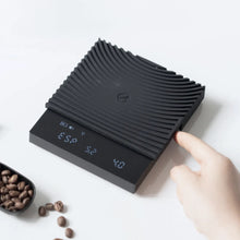Timemore Black Mirror Basic 3 Digitale Waage für Espresso & Pour-over - neues Modell 2026 schwarz mit schwarzer Silikonmatte