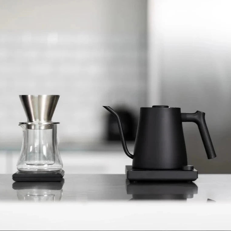 Varia Aura Smart Kettle Wasserkocher 0,8 l Black