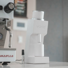 Load image into Gallery viewer, Varia S3 2nd Generation Grinder elektrische Kaffeemühle weiß