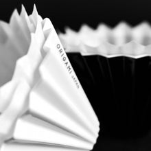 Load image into Gallery viewer, Sibarist FAST Origami S Papierfilter für Origami Dripper S in Origami Dripper Porzellan
