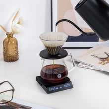 Load image into Gallery viewer, Kaffee brühen mit der Timemore Black Mirror Nano Waage