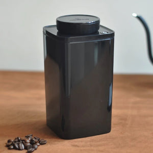 Ankomn Turn-N-Seal Vakuum Bohnenbehälter schwarz 1.200 ml