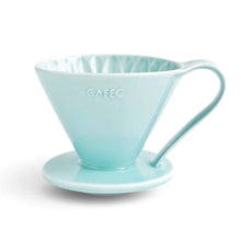 Load image into Gallery viewer, CAFEC Handfilter Arita Flower Dripper Blau
