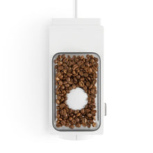 Load image into Gallery viewer, Fellow Ode Brew Grinder elektrische Kaffeemühle matt-weiß mit Kaffeebohnen befüllt