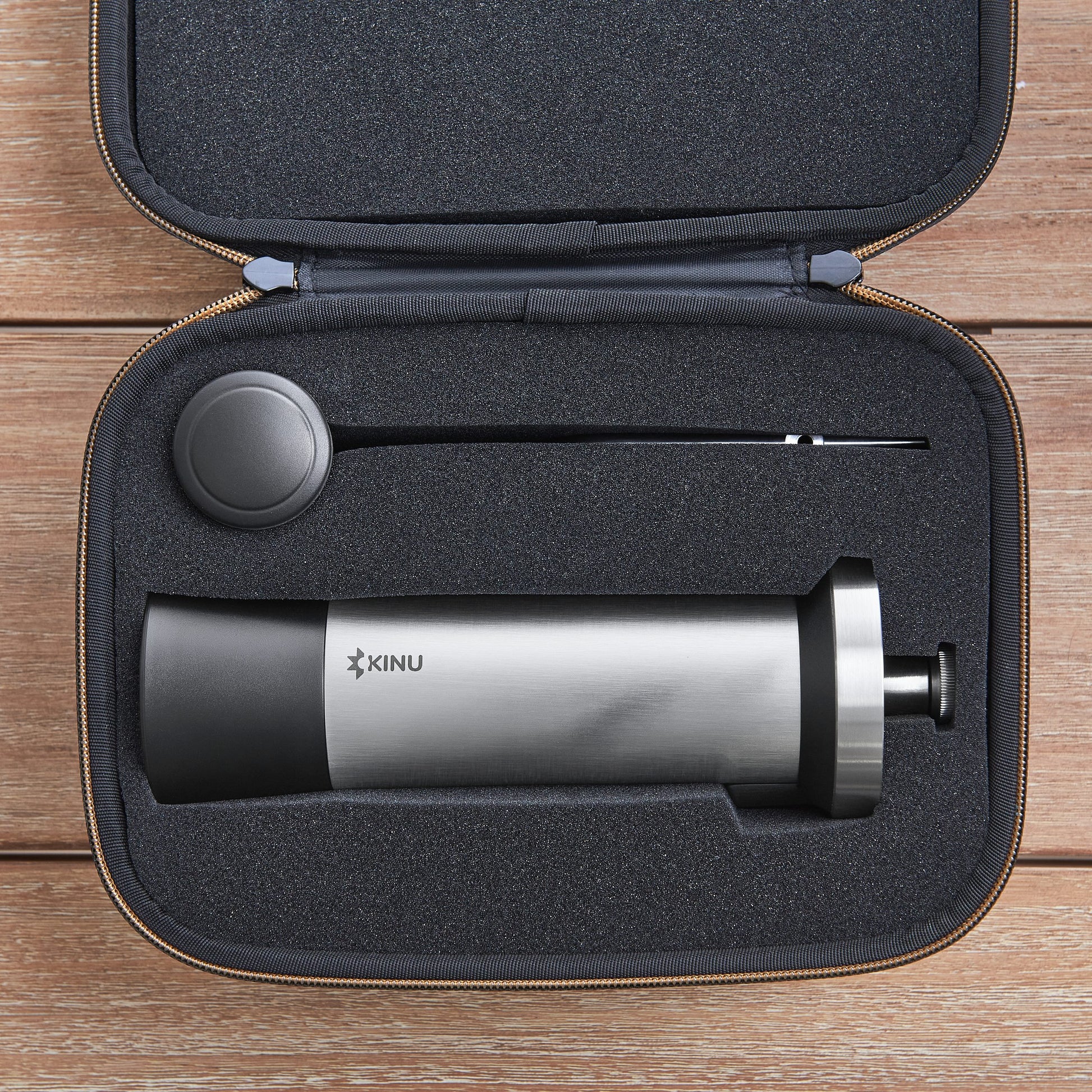 Kinu M47 Classic Kaffeemühle mit Case