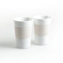 Laden Sie das Bild in den Galerie-Viewer, Moccamaster Kaffeebecher Porzellan mit Silikonrand off-white 2 Stück