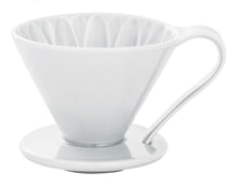 Laden Sie das Bild in den Galerie-Viewer, CAFEC Handfilter Arita Flower Dripper Cup 4 Weiß