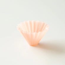 Laden Sie das Bild in den Galerie-Viewer, Origami Dripper Air S Matt Pink