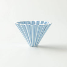 Laden Sie das Bild in den Galerie-Viewer, Origami Handfilter Dripper M Matt Blue