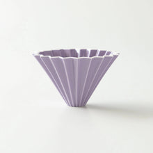 Laden Sie das Bild in den Galerie-Viewer, Origami Handfilter Dripper M Purple