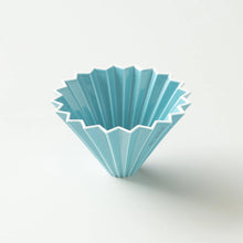 Load image into Gallery viewer, Origami Handfilter Dripper M Turquoise