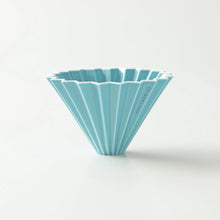 Laden Sie das Bild in den Galerie-Viewer, Origami Handfilter Dripper M Turquoise