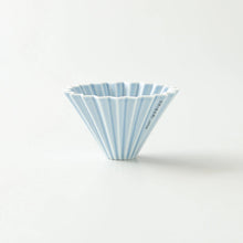 Laden Sie das Bild in den Galerie-Viewer, Origami Dripper S Matt Blue