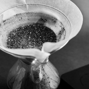 Kaffeesatz im Sibarist Fast Cone Filter XL