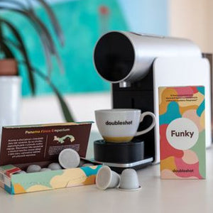 Doubleshot Funky Kaffeekapseln mit Morning Kapselmaschine